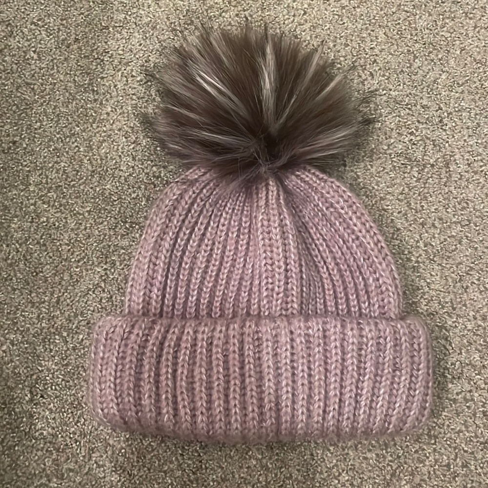Lilac Pom Pom beanie